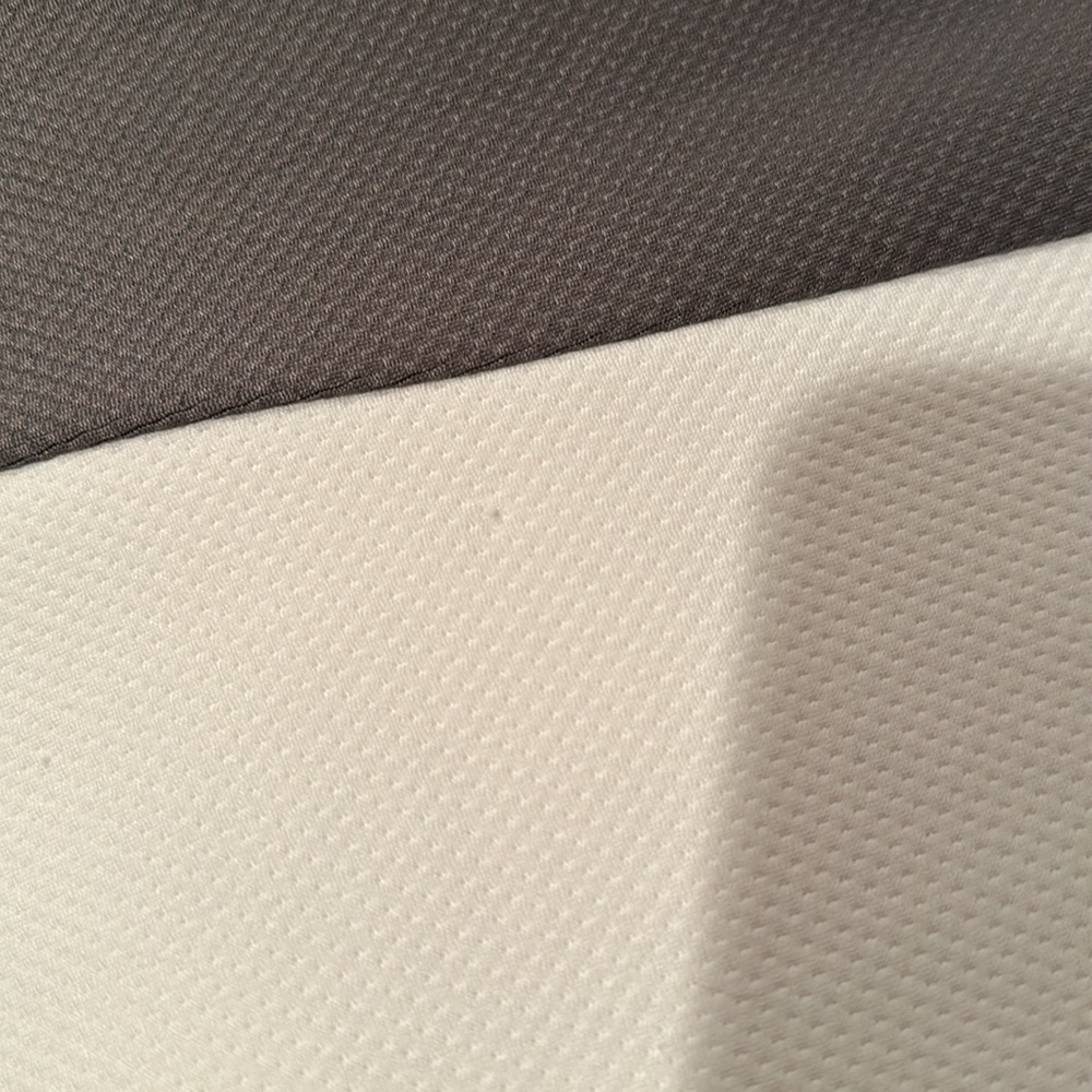 NIKE Women’s Golf Pullover. - Picture 7 of 8